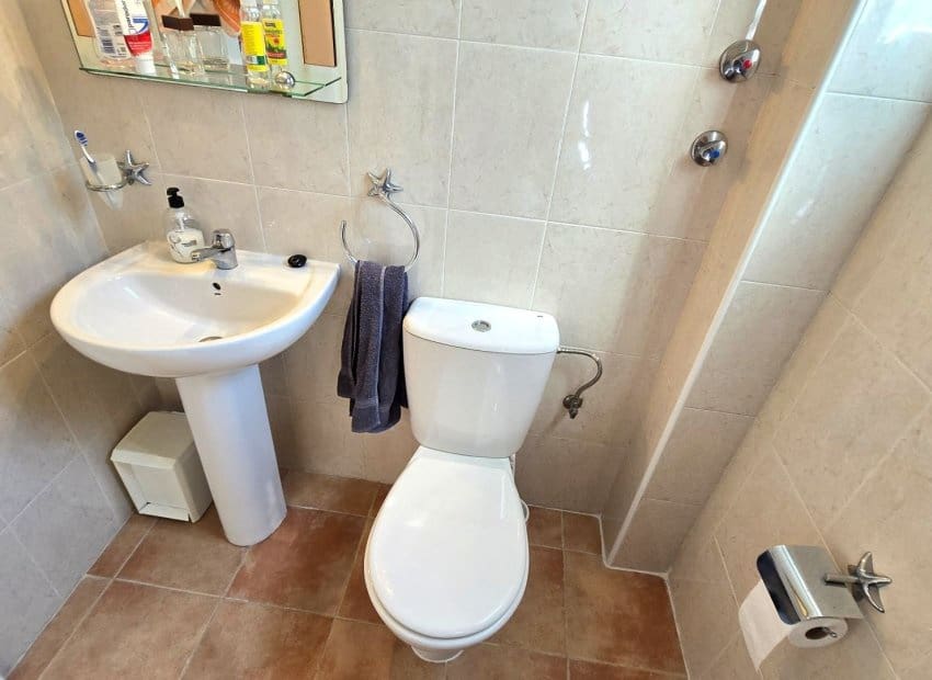 3 sypialnia Willa na sprzedaż w Orihuela Costa z basenem - 299 500 € (Ref: 9524657)