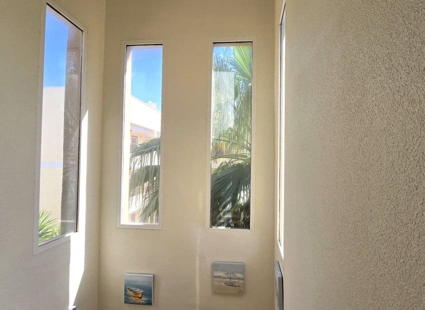 3 sypialnia Willa na sprzedaż w Orihuela Costa z basenem - 299 500 € (Ref: 9524657)