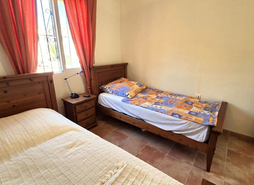 3 sypialnia Willa na sprzedaż w Orihuela Costa z basenem - 299 500 € (Ref: 9524657)