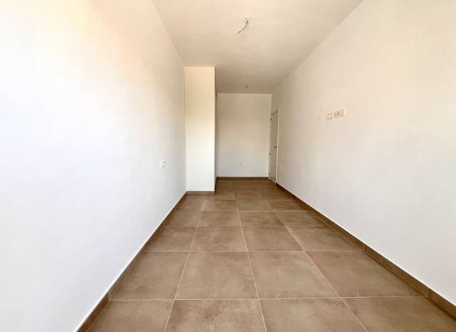 3 slaapkamer Rijtjeshuis te koop in Pilar de la Horadada ciudad, Pilar de la Horadada met zwembad - € 265.000 (Ref: 9524666)