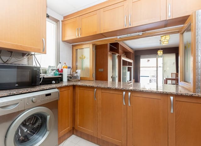 3 soverom Penthouse til salgs i Playa de los Locos, Torrevieja med svømmebasseng - € 259 900 (Ref: 9524668)