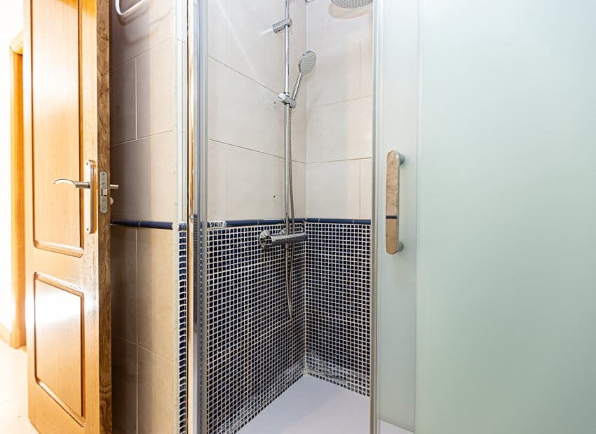 3 soverom Penthouse til salgs i Torrevieja med svømmebasseng - € 259 900 (Ref: 9524668)