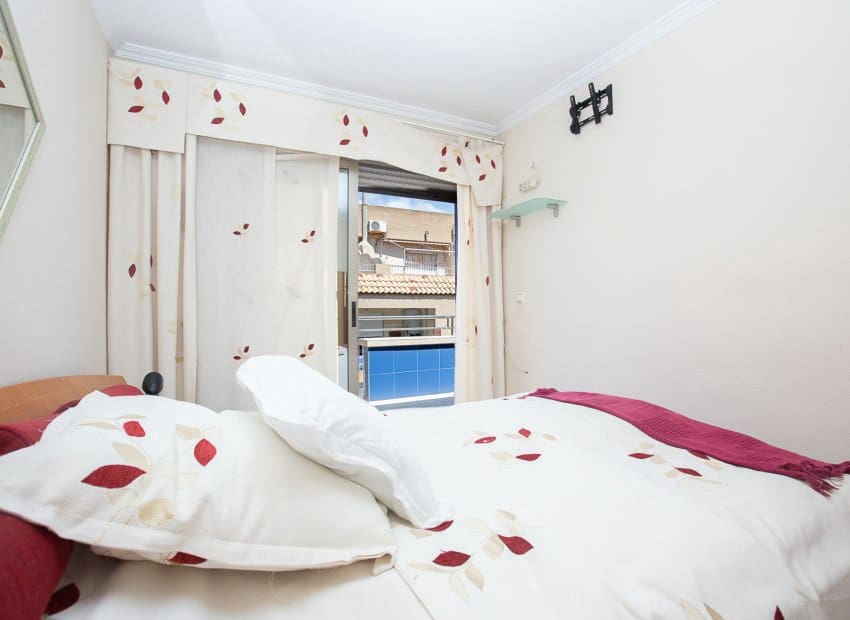 3 soverom Penthouse til salgs i Torrevieja med svømmebasseng - € 259 900 (Ref: 9524668)