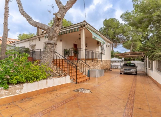 Pareado de 4 habitaciones en Pinar de Campoverde, Pilar de la Horadada en venta con piscina - 259.900 € (Ref: 9524669)