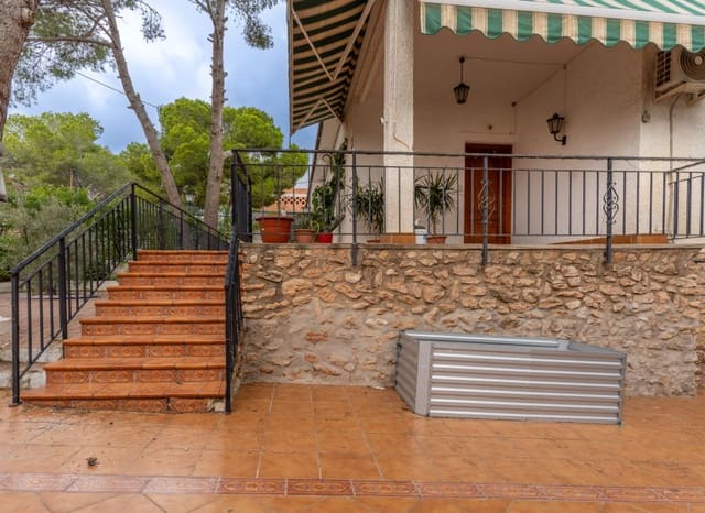 Pareado de 4 habitaciones en Pinar de Campoverde, Pilar de la Horadada en venta con piscina - 259.900 € (Ref: 9524669)