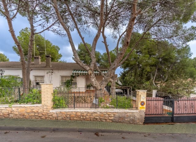 Pareado de 4 habitaciones en Pinar de Campoverde, Pilar de la Horadada en venta con piscina - 259.900 € (Ref: 9524669)