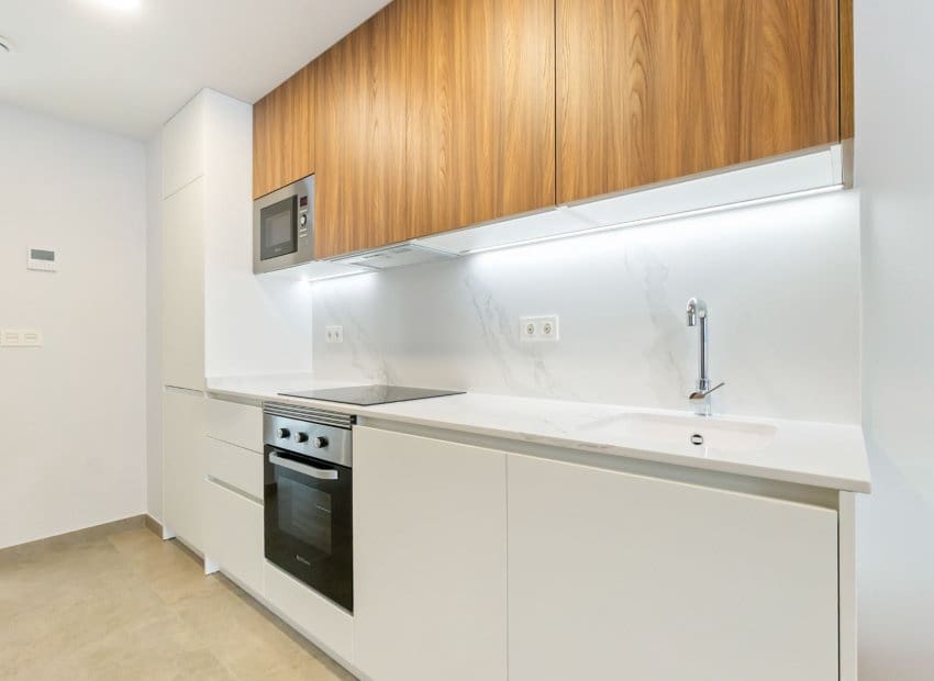 Apartamento de 2 habitaciones en Torrevieja en venta con piscina - 259.000 € (Ref: 9524670)