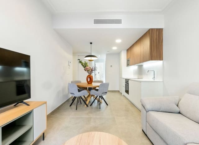 Apartamento de 2 habitaciones en Las Piscinas Naturales, Torrevieja en venta con piscina - 259.000 € (Ref: 9524670)