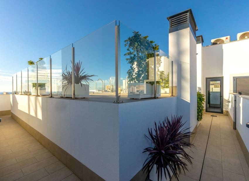 Apartamento de 2 habitaciones en Torrevieja en venta con piscina - 259.000 € (Ref: 9524670)