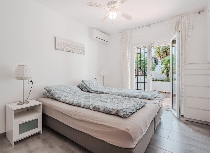 Apartamento de 3 habitaciones en Filipinas en venta con piscina - 319.000 € (Ref: 9524739)