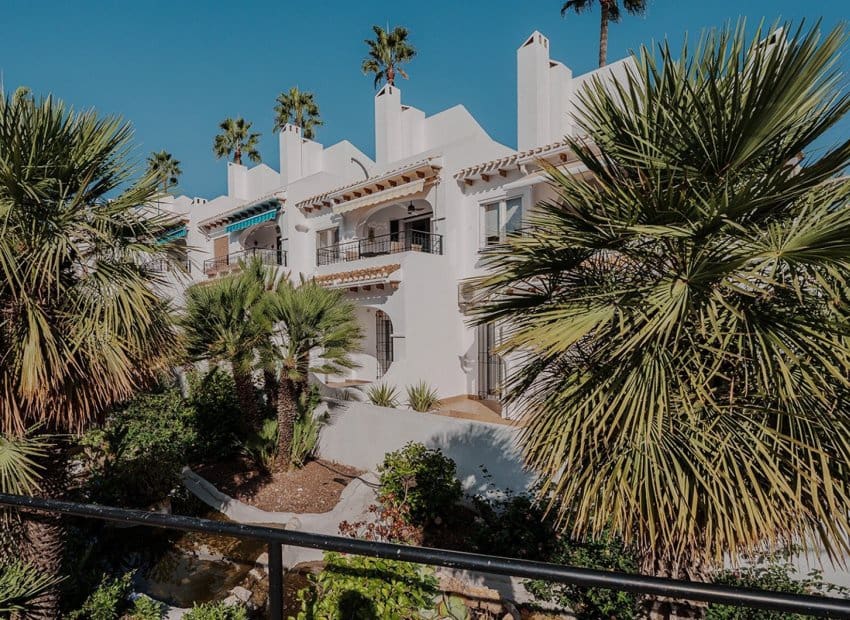 Apartamento de 3 habitaciones en Filipinas en venta con piscina - 319.000 € (Ref: 9524739)