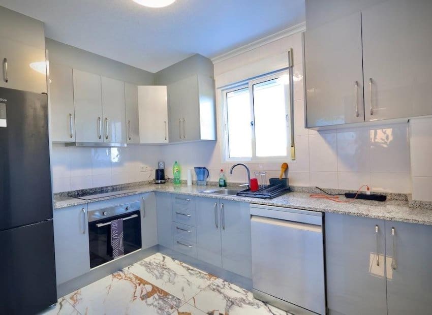 4 Zimmer Villa zu verkaufen in San Miguel de Salinas mit Pool - 309.000 € (Ref: 9524740)