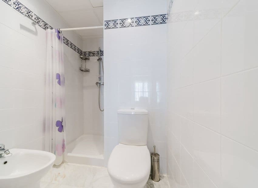 3 quarto Apartamento de Praia para venda em Torrevieja com piscina - 363 900 € (Ref: 9525344)