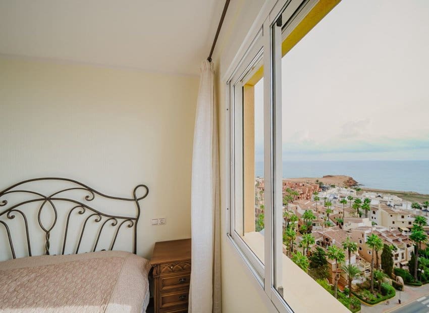 3 quarto Apartamento de Praia para venda em Torrevieja com piscina - 363 900 € (Ref: 9525344)