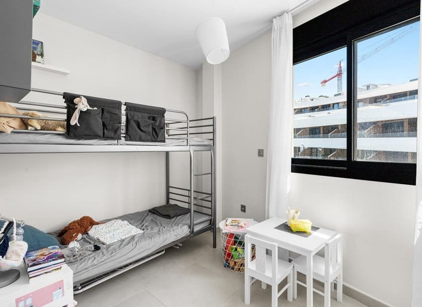 2 soveværelse Penthouse til salg i Gran Alacant med swimmingpool - € 419.000 (Ref: 9525346)