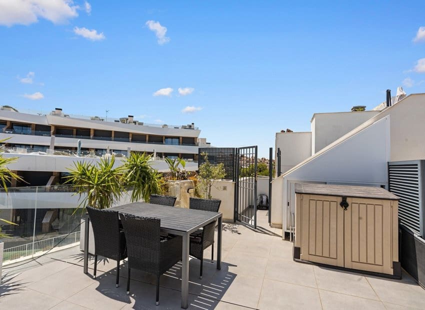 2 soveværelse Penthouse til salg i Gran Alacant med swimmingpool - € 419.000 (Ref: 9525346)