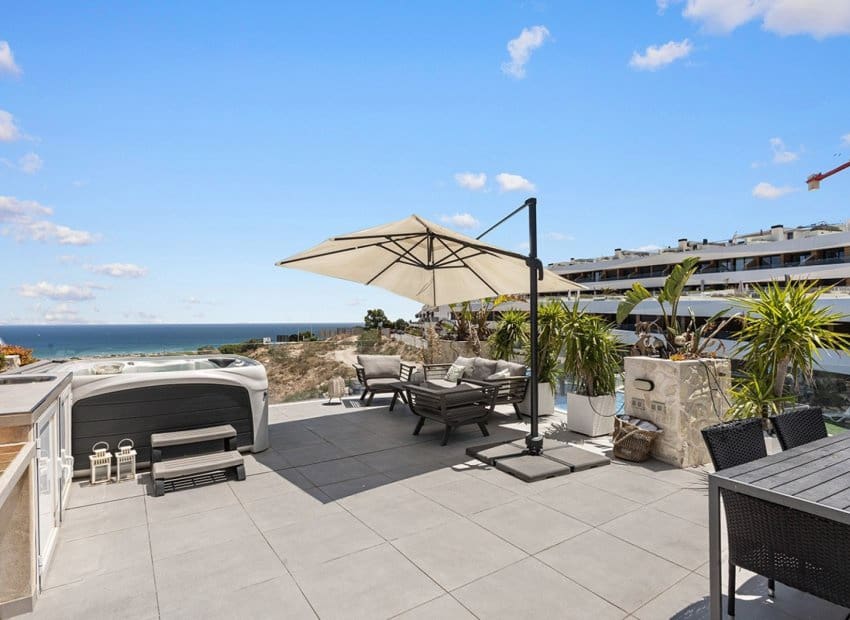 2 soveværelse Penthouse til salg i Gran Alacant med swimmingpool - € 419.000 (Ref: 9525346)