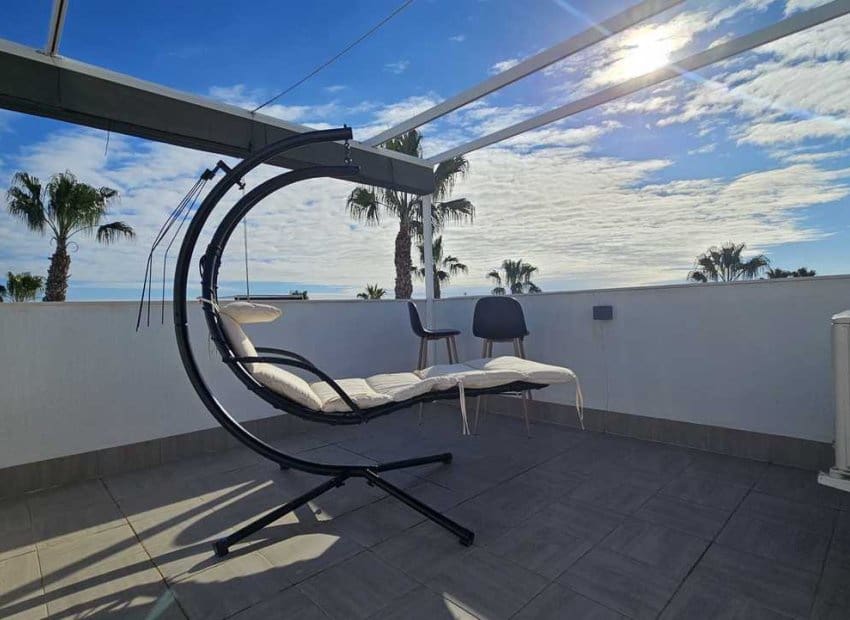 3 makuuhuone Paritalo myytävänä paikassa Rojales mukana uima-altaan - 410 000 € (Ref: 9525347)