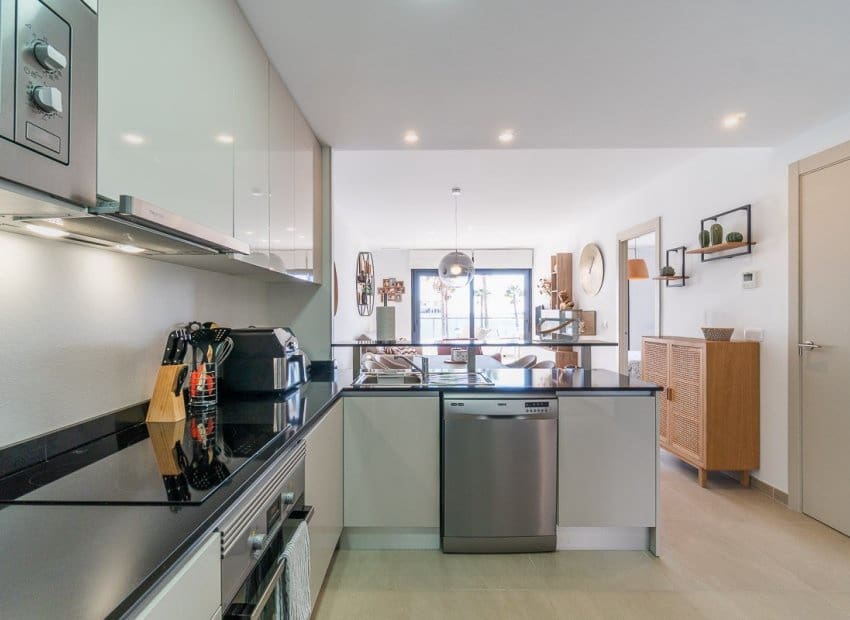 Apartamento de 2 habitaciones en Playa Flamenca en venta con piscina - 399.000 € (Ref: 9525348)