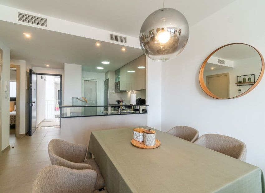 Apartamento de 2 habitaciones en Playa Flamenca en venta con piscina - 399.000 € (Ref: 9525348)