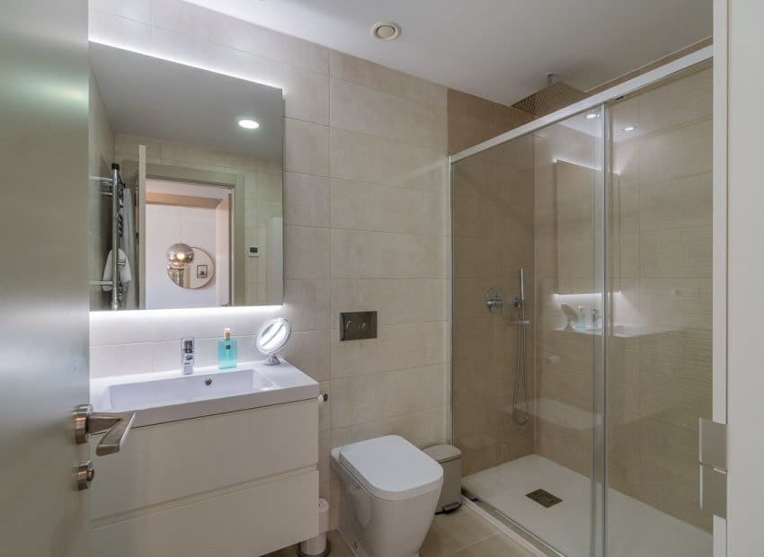 Apartamento de 2 habitaciones en Playa Flamenca en venta con piscina - 399.000 € (Ref: 9525348)