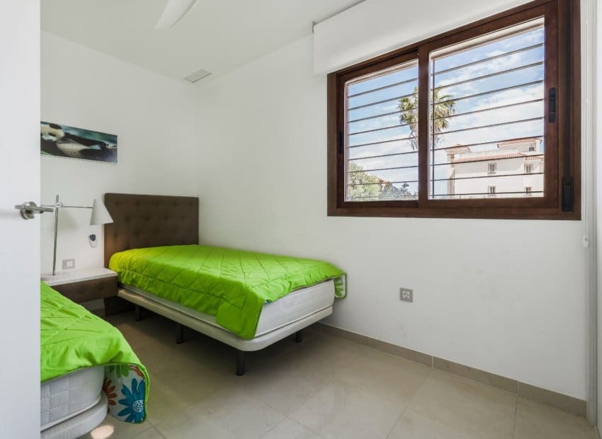 Apartamento de 3 habitaciones en Orihuela Costa en venta con piscina - 379.000 € (Ref: 9525351)