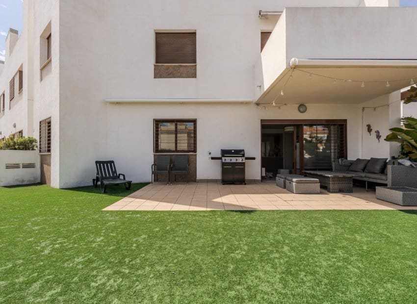 Apartamento de 3 habitaciones en Orihuela Costa en venta con piscina - 379.000 € (Ref: 9525351)