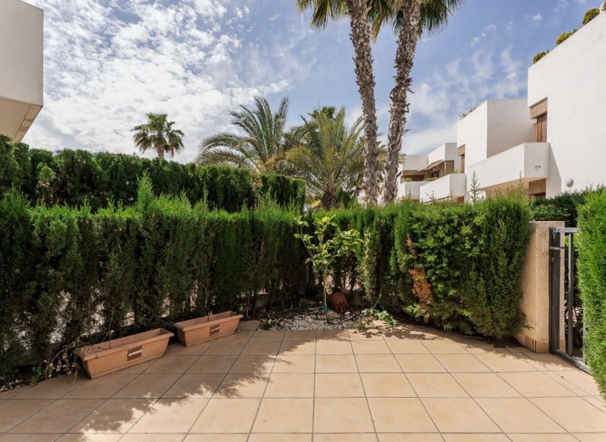 Apartamento de 3 habitaciones en Orihuela Costa en venta con piscina - 379.000 € (Ref: 9525351)