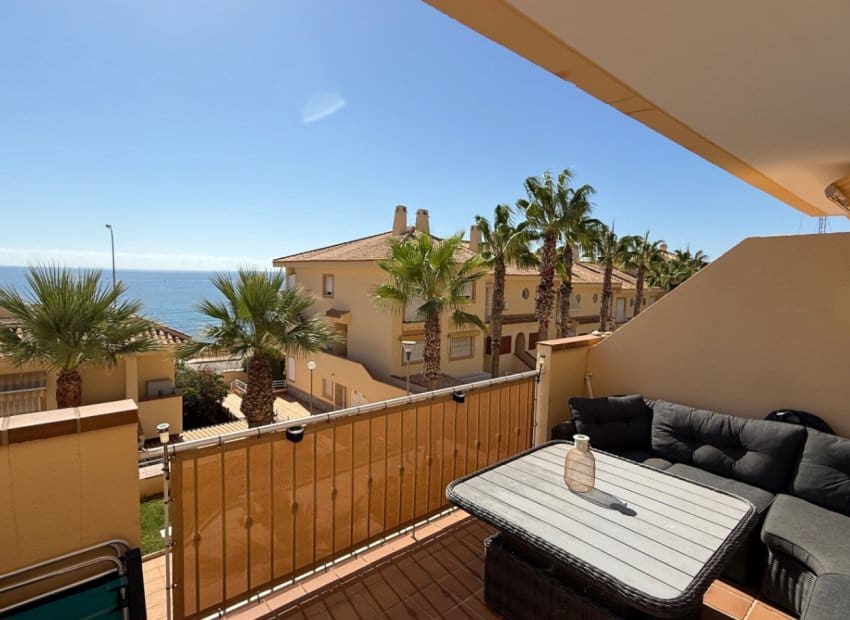 3 soverom Hus til salgs i Orihuela Costa med svømmebasseng - € 369 000 (Ref: 9525354)