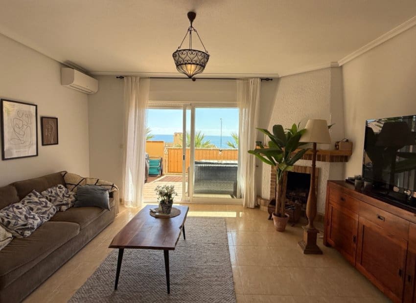 3 soverom Hus til salgs i Orihuela Costa med svømmebasseng - € 369 000 (Ref: 9525354)