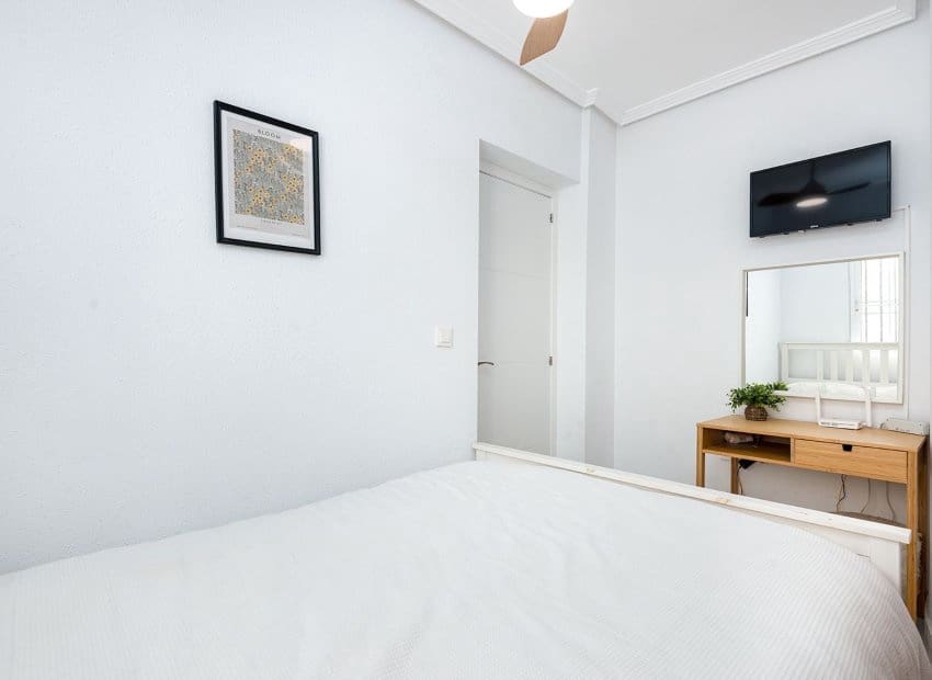 3 soveværelse Villa til salg i Orihuela Costa med swimmingpool - € 365.000 (Ref: 9525355)