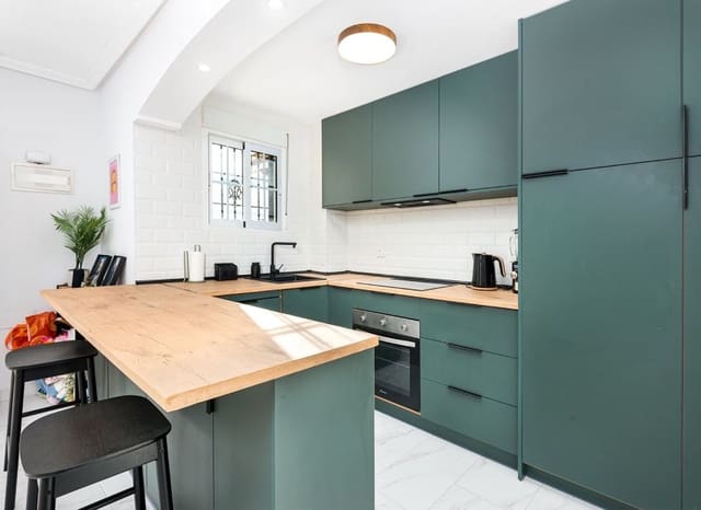 3 soveværelse Villa til salg i Lomas de Cabo Roig - Los Dolses, Orihuela med swimmingpool - € 365.000 (Ref: 9525355)