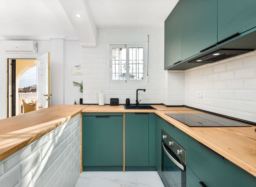 3 soveværelse Villa til salg i Orihuela Costa med swimmingpool - € 365.000 (Ref: 9525355)