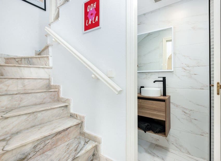 3 soveværelse Villa til salg i Orihuela Costa med swimmingpool - € 365.000 (Ref: 9525355)