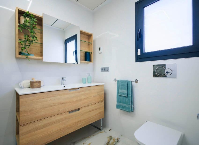 Chalet de 3 habitaciones en Pilar de la Horadada en venta con piscina - 399.000 € (Ref: 9525359)