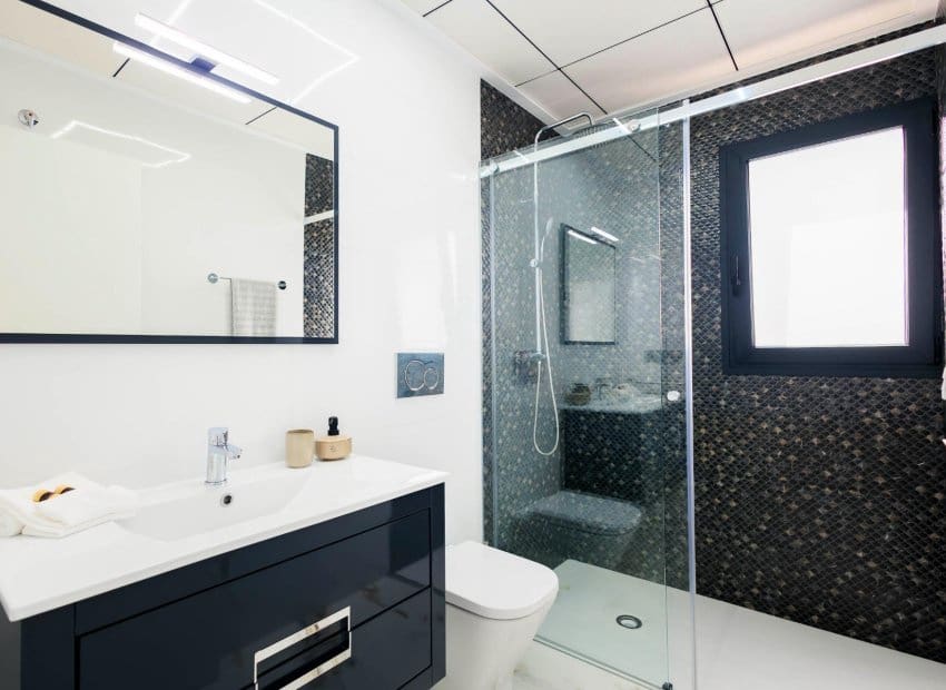 Chalet de 3 habitaciones en Pilar de la Horadada en venta con piscina - 399.000 € (Ref: 9525359)