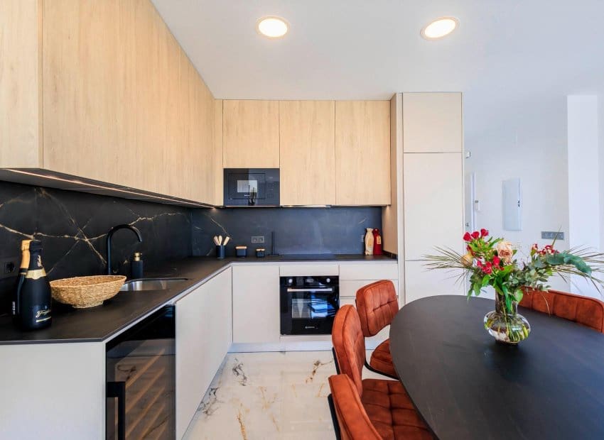 Chalet de 3 habitaciones en Pilar de la Horadada en venta con piscina - 399.000 € (Ref: 9525359)