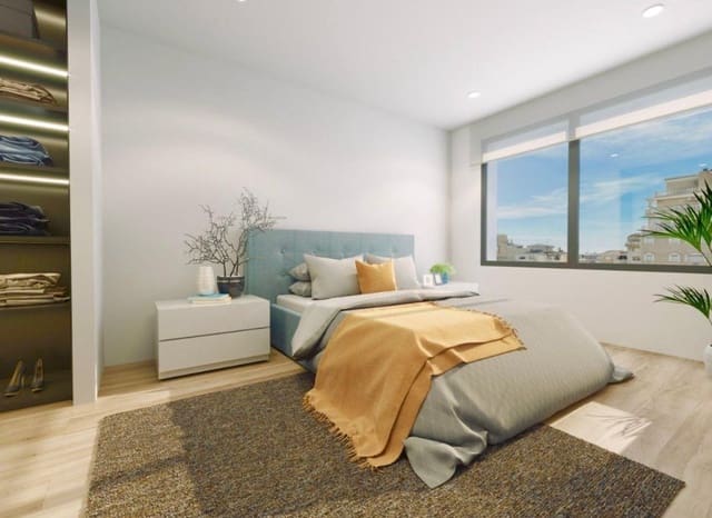 Apartamento de 3 habitaciones en Las Piscinas Naturales, Torrevieja en venta con piscina - 365.000 € (Ref: 9525371)