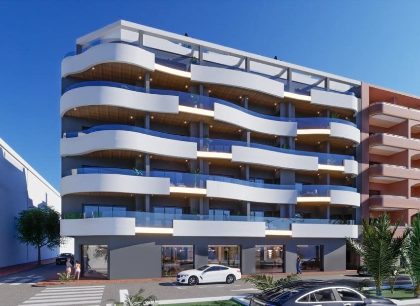 2 soveværelse Lejlighed til salg i Torrevieja med swimmingpool - € 339.000 (Ref: 9525382)