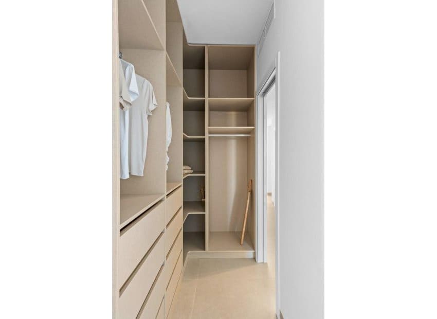 2 soveværelse Strandlejlighed til salg i Mar de Cristal med swimmingpool - € 325.000 (Ref: 9525390)