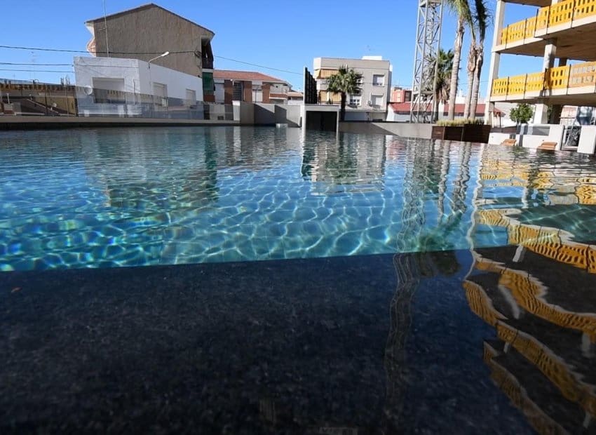 3 soveværelse Lejlighed til salg i San Pedro del Pinatar med swimmingpool - € 289.000 (Ref: 9525420)