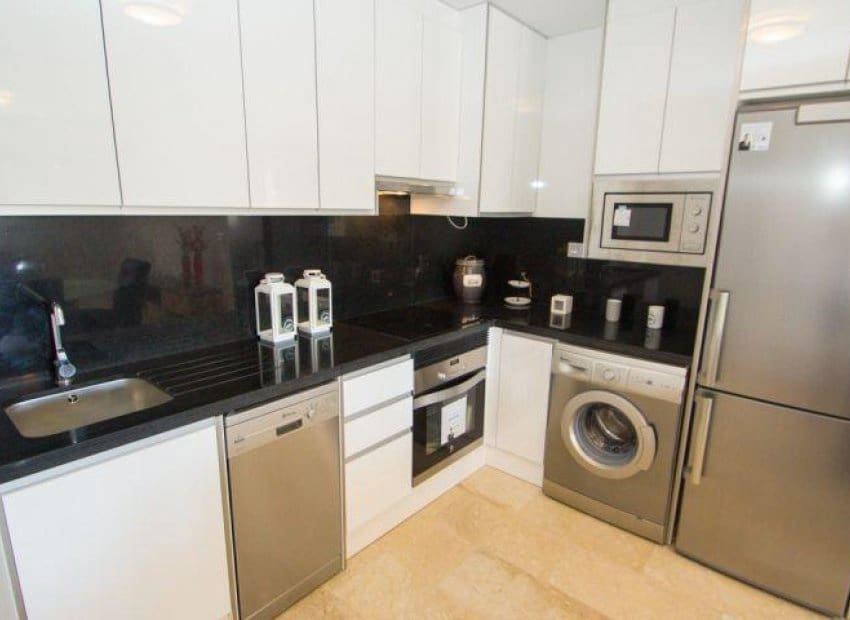 2 soveværelse Lejlighed til salg i Filipinas med swimmingpool - € 283.000 (Ref: 9525424)