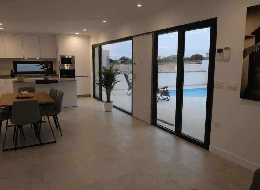 3 soverom Villa til salgs i La Pinilla med svømmebasseng - € 257 464 (Ref: 9525434)