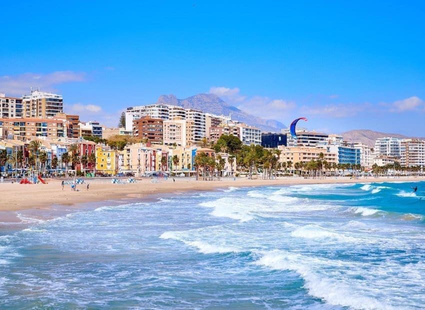 1 soveværelse Lejlighed til salg i La Villajoyosa / Vila Joiosa - € 249.000 (Ref: 9525437)