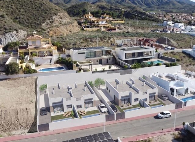 3 soveværelse Semi-Rækkehus til salg i Mazarrón ciudad, Mazarrón med swimmingpool - € 239.900 (Ref: 9525441)