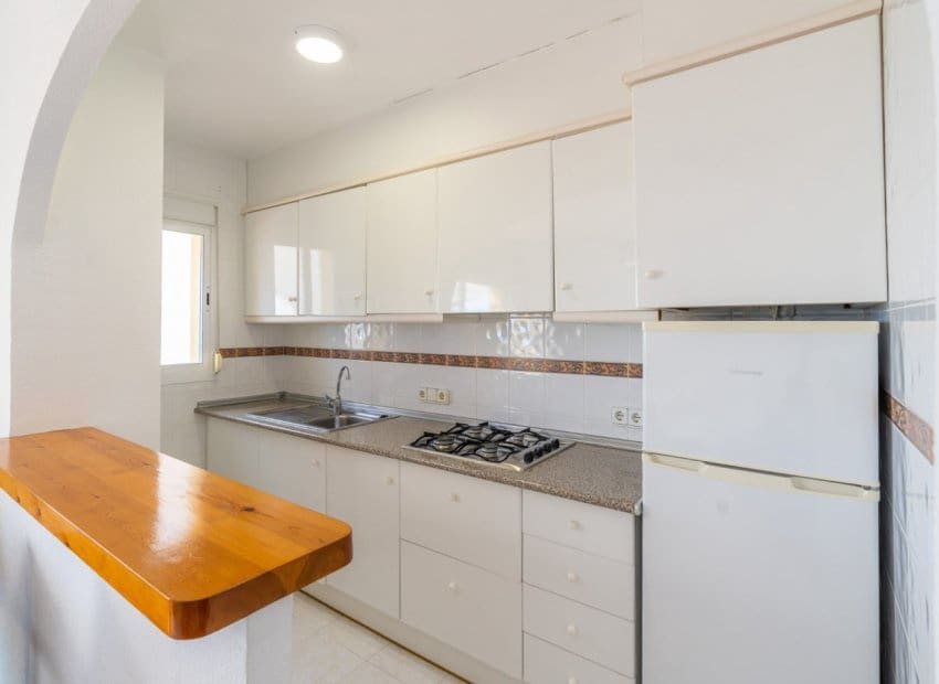 1 Zimmer Bungalow zu verkaufen in Calpe / Calp mit Pool - 180.000 € (Ref: 9525466)