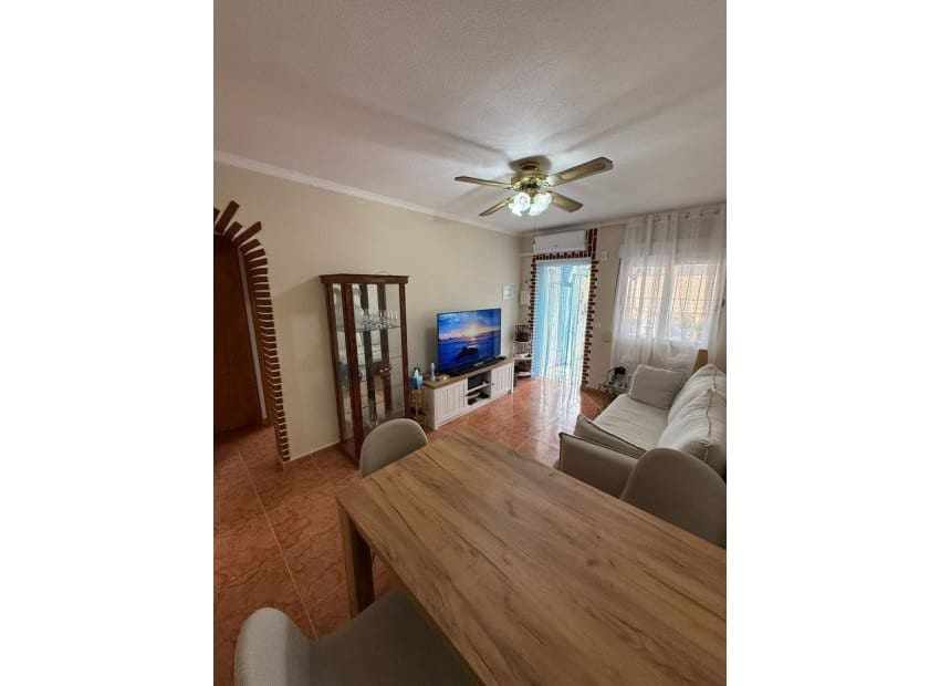 3 Zimmer Villa zu verkaufen in Los Altos mit Pool - 150.000 € (Ref: 9525479)