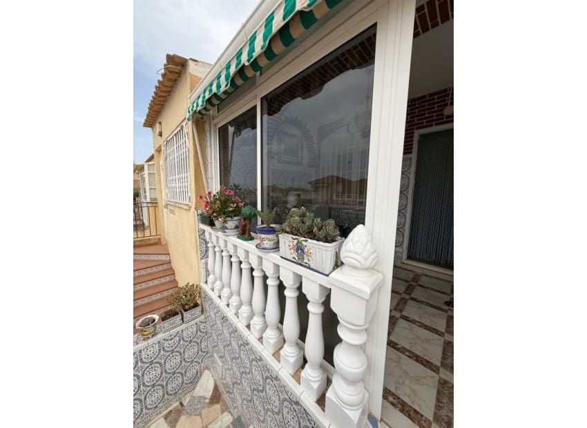 3 Zimmer Villa zu verkaufen in Los Altos mit Pool - 150.000 € (Ref: 9525479)