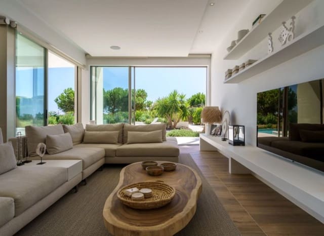 5 soveværelse Villa til salg i San Miguel de Salinas med swimmingpool - € 1.975.000 (Ref: 9525481)