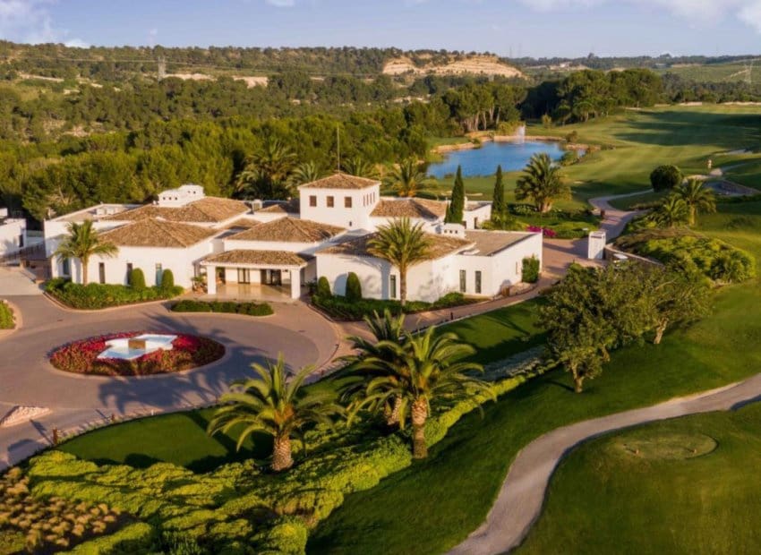 5 soveværelse Villa til salg i San Miguel de Salinas med swimmingpool - € 1.975.000 (Ref: 9525481)